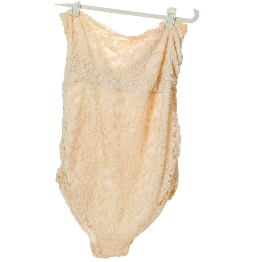 Maternity Beige Lace Bodysuit - Perfect for Studio Photoshoots